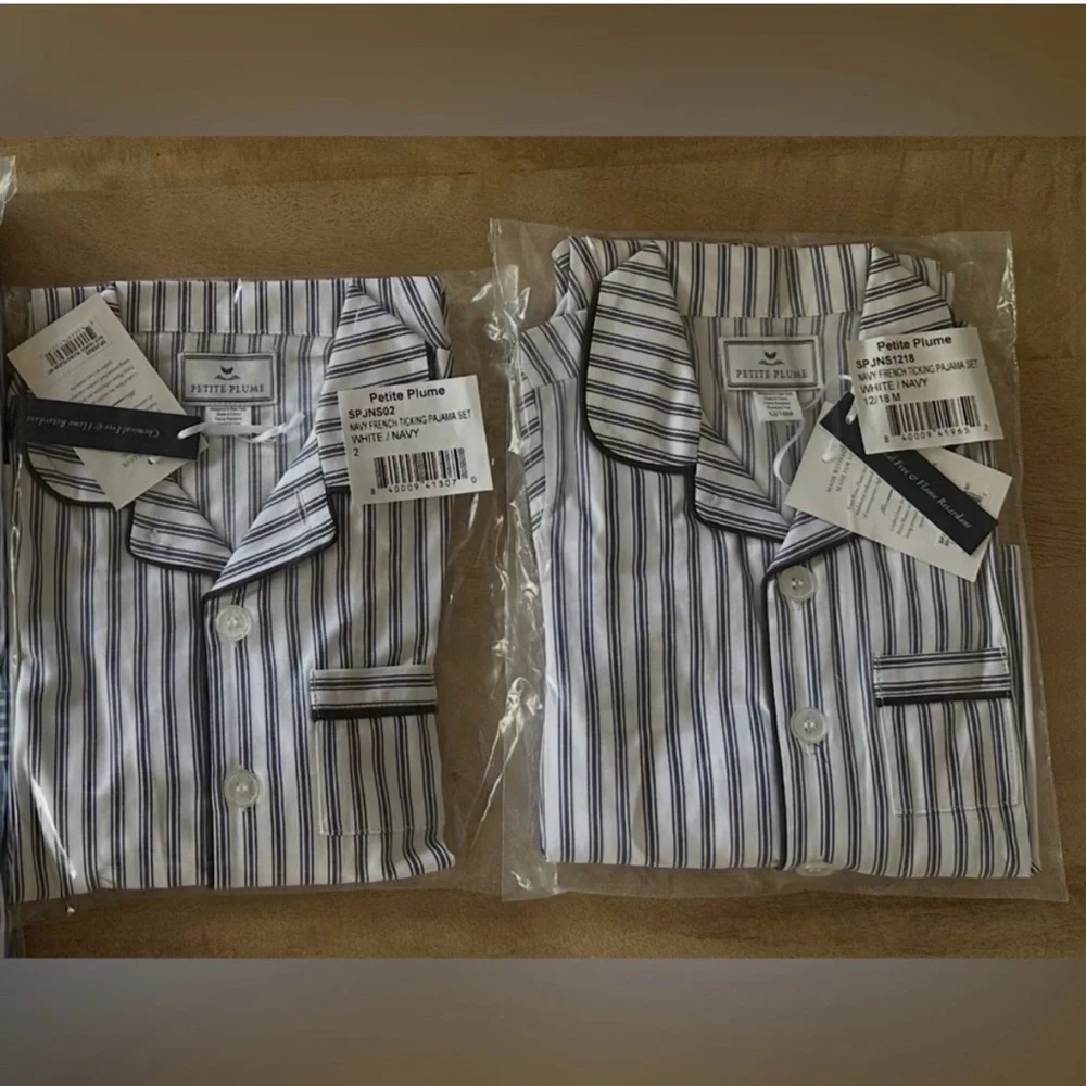 Petite Plume NWT 12-18 mo. Kid's Twill Pajama Set in Navy French Ticking NEW
